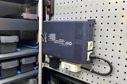 valkoinen Mercedes-Benz Vito 2023 kuva 25.