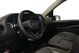 musta Mercedes-Benz Vito 2023 kuva 3.