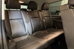 musta Mercedes-Benz Vito 2023 kuva 11.