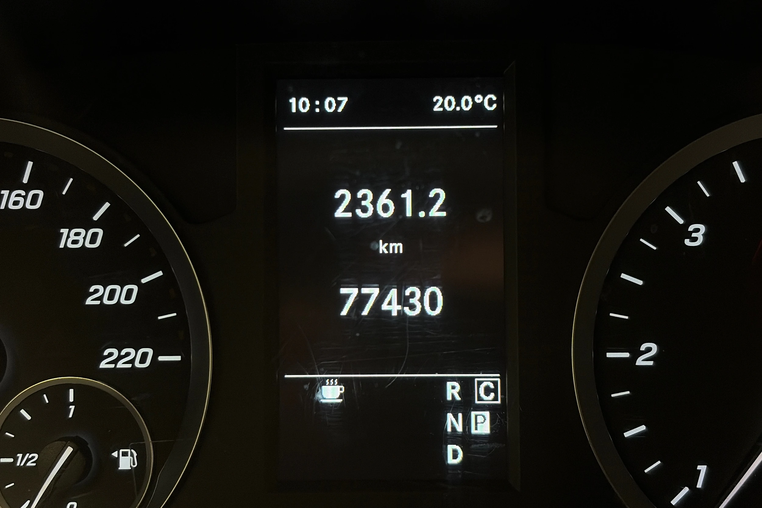 musta Mercedes-Benz Vito 2023 kuva 22.