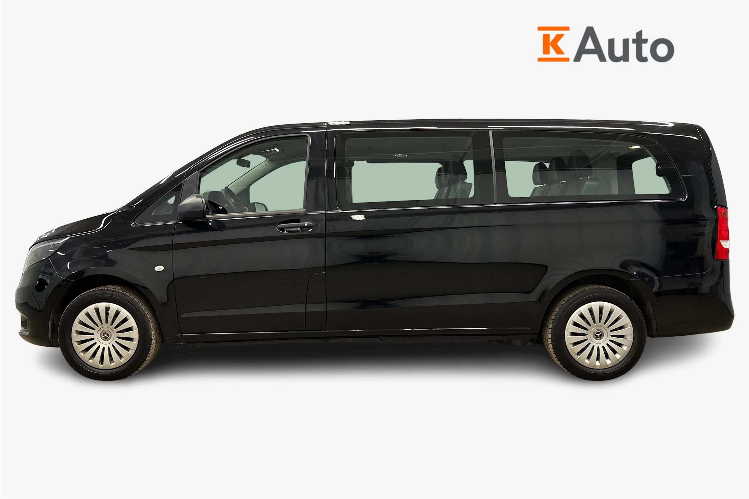 musta Mercedes-Benz Vito 2023 kuva 5.