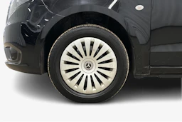 musta Mercedes-Benz Vito 2023 kuva 9.