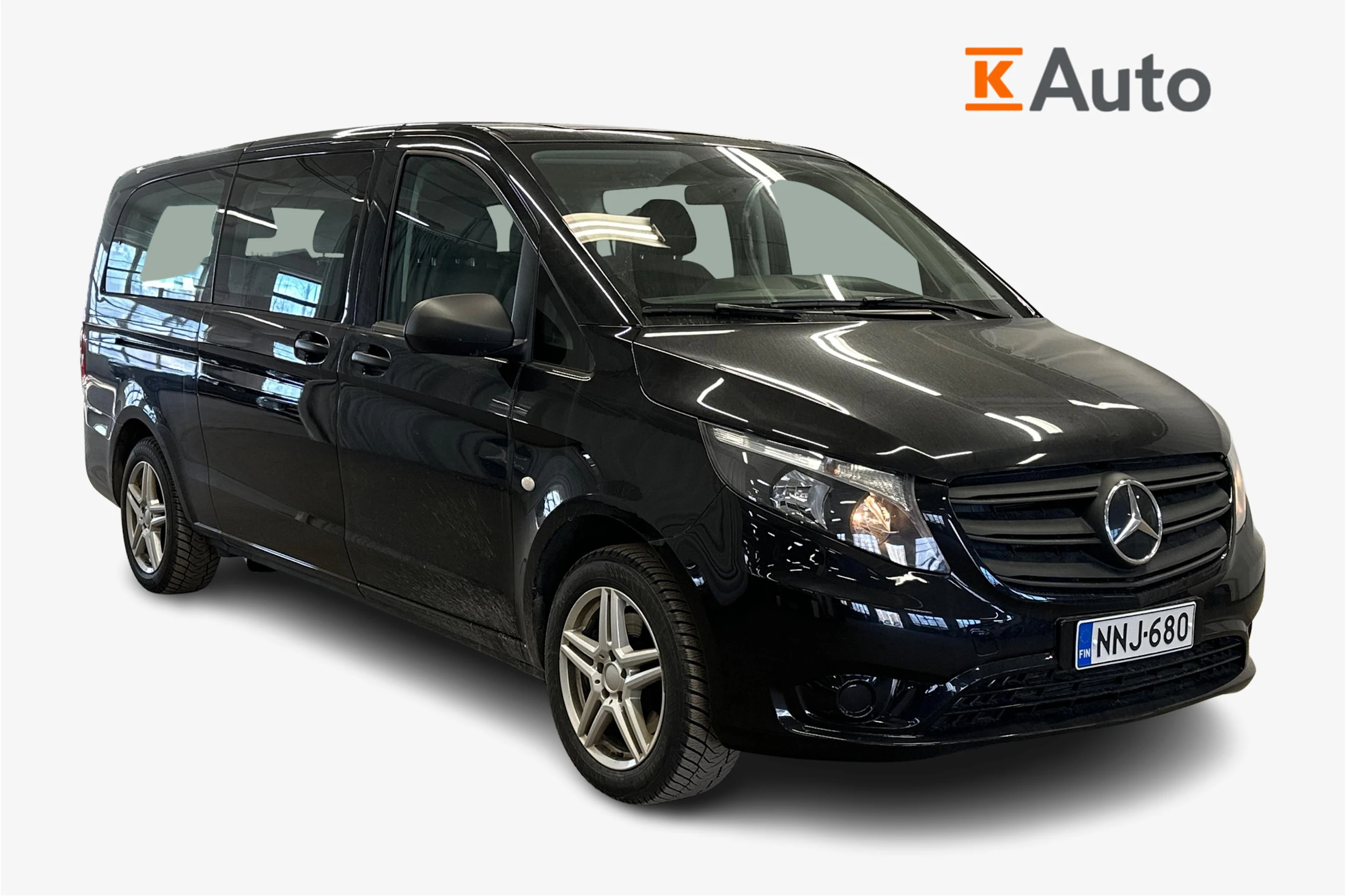 musta Mercedes-Benz Vito 2023 kuva 1.