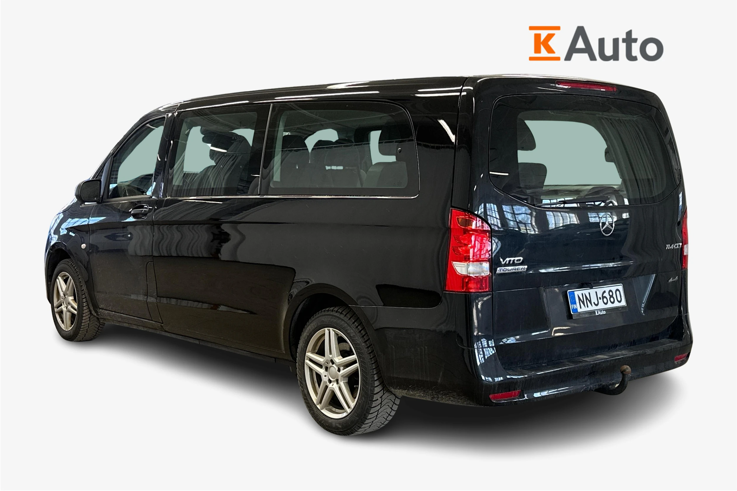 musta Mercedes-Benz Vito 2023 kuva 2.