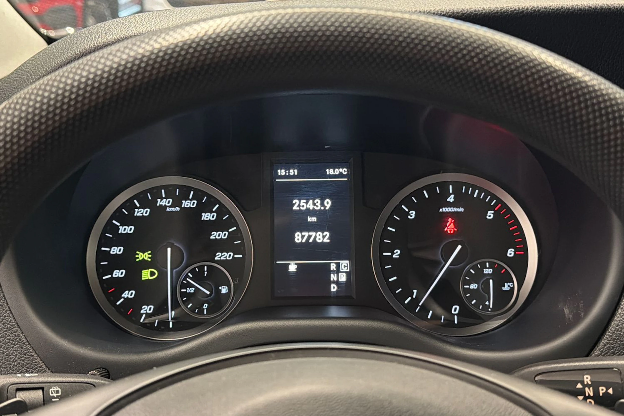 musta Mercedes-Benz Vito 2024 kuva 19.