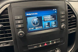 musta Mercedes-Benz Vito 2024 kuva 20.