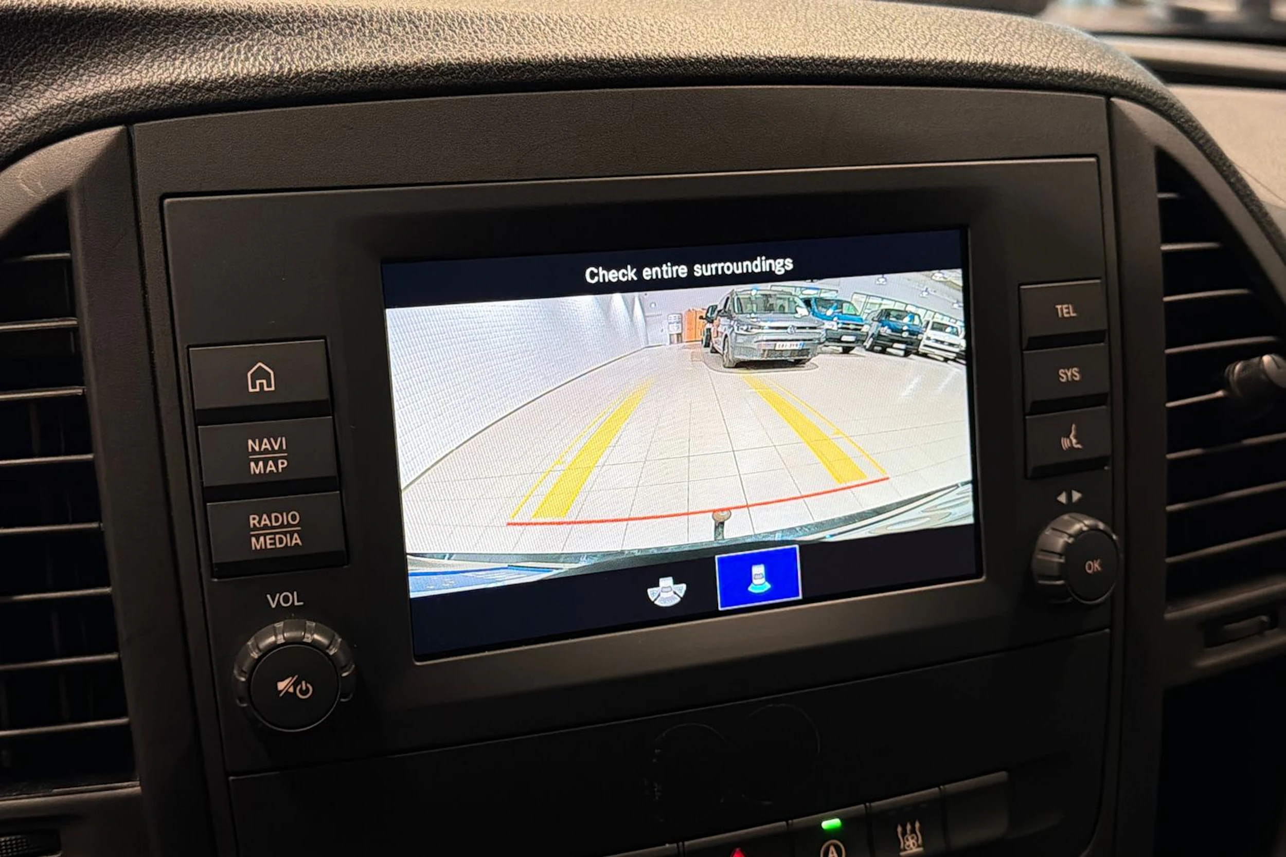 musta Mercedes-Benz Vito 2024 kuva 21.