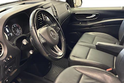 musta Mercedes-Benz Vito 2023 kuva 7.