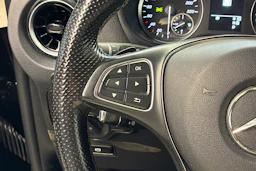 musta Mercedes-Benz Vito 2023 kuva 10.