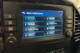 musta Mercedes-Benz Vito 2023 kuva 15.