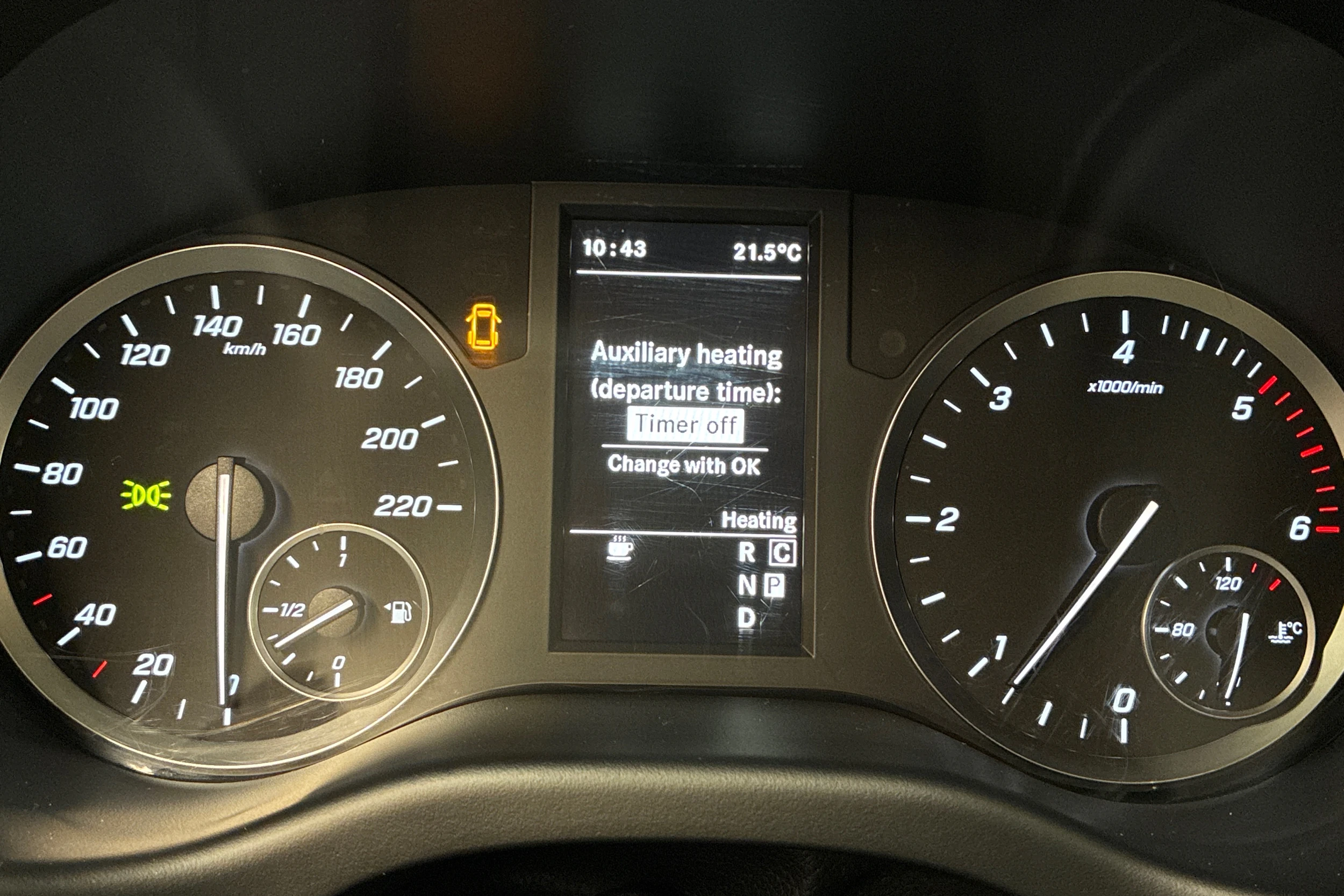 musta Mercedes-Benz Vito 2023 kuva 18.