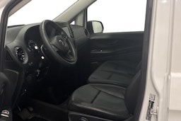 valkoinen Mercedes-Benz Vito 2023 kuva 3.