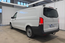 valkoinen Mercedes-Benz Vito 2023 kuva 9.
