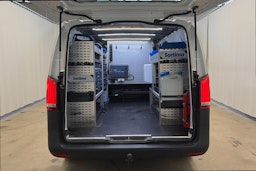 valkoinen Mercedes-Benz Vito 2023 kuva 11.