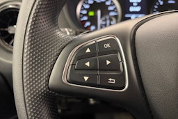 valkoinen Mercedes-Benz Vito 2023 kuva 19.