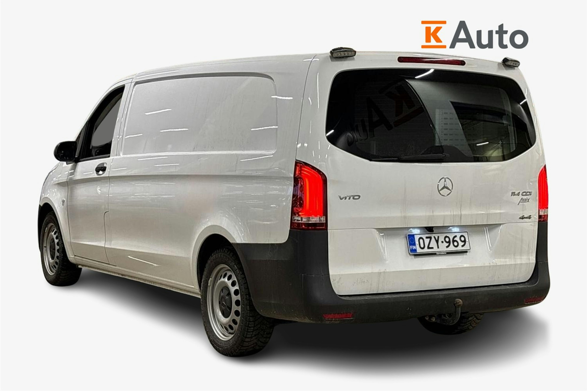 valkoinen Mercedes-Benz Vito 2023 kuva 2.