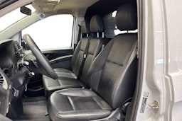 valkoinen Mercedes-Benz Vito 2023 kuva 8.