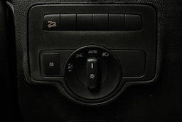 valkoinen Mercedes-Benz Vito 2023 kuva 15.