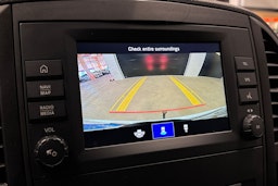 valkoinen Mercedes-Benz Vito 2023 kuva 24.