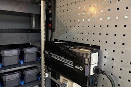 valkoinen Mercedes-Benz Vito 2023 kuva 28.