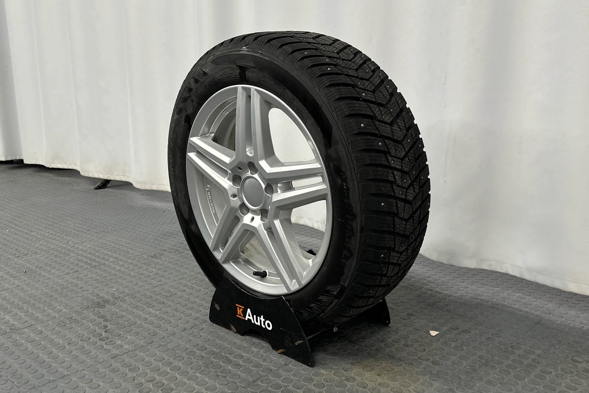 musta Mercedes-Benz Vito 2023 kuva 10.