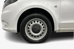valkoinen Mercedes-Benz Vito 2023 kuva 9.