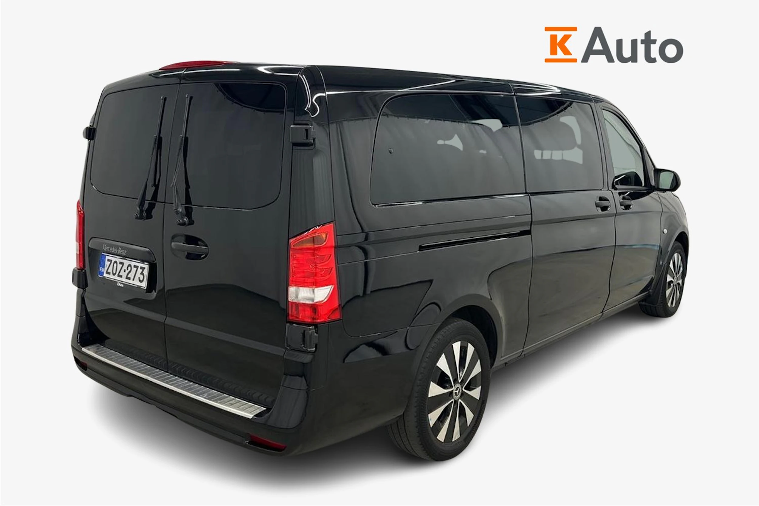 musta Mercedes-Benz Vito 2023 kuva 2.
