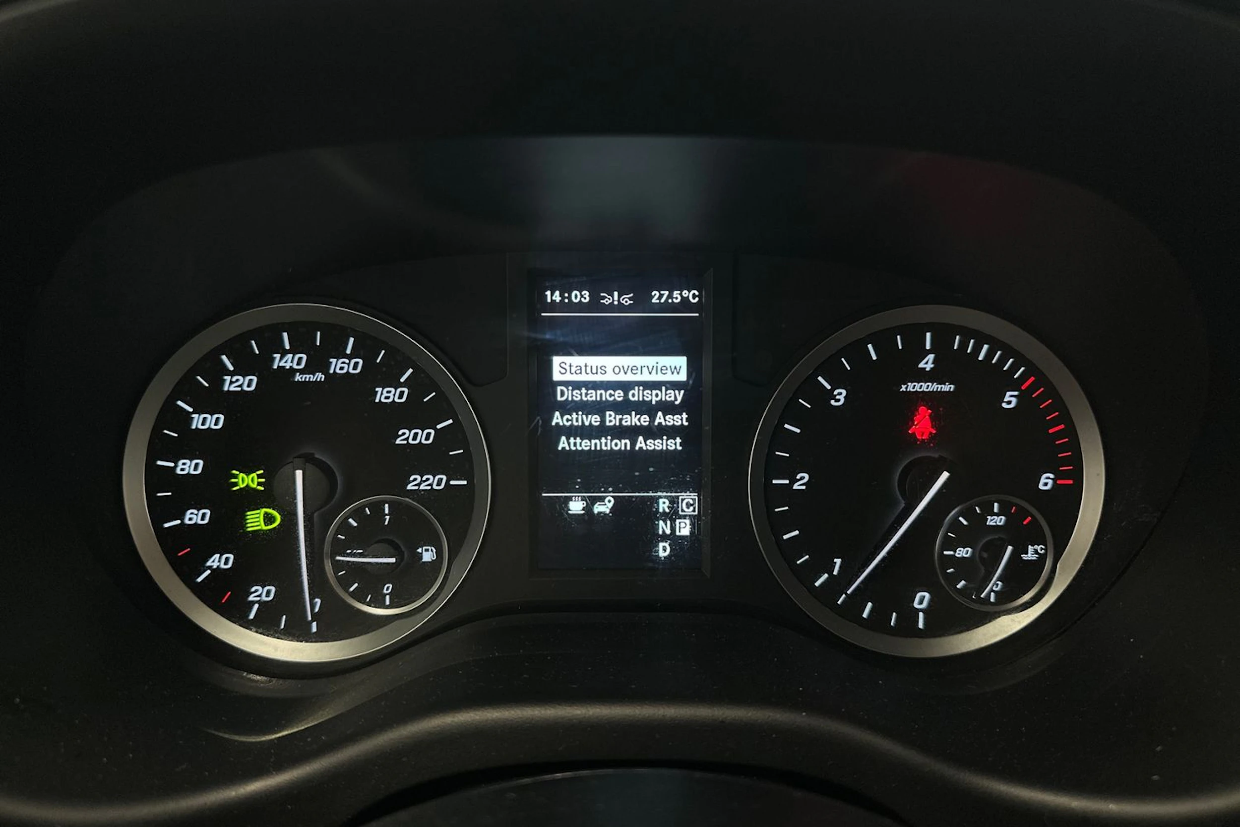 musta Mercedes-Benz Vito 2023 kuva 14.