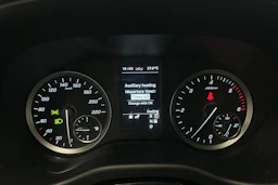 musta Mercedes-Benz Vito 2023 kuva 15.