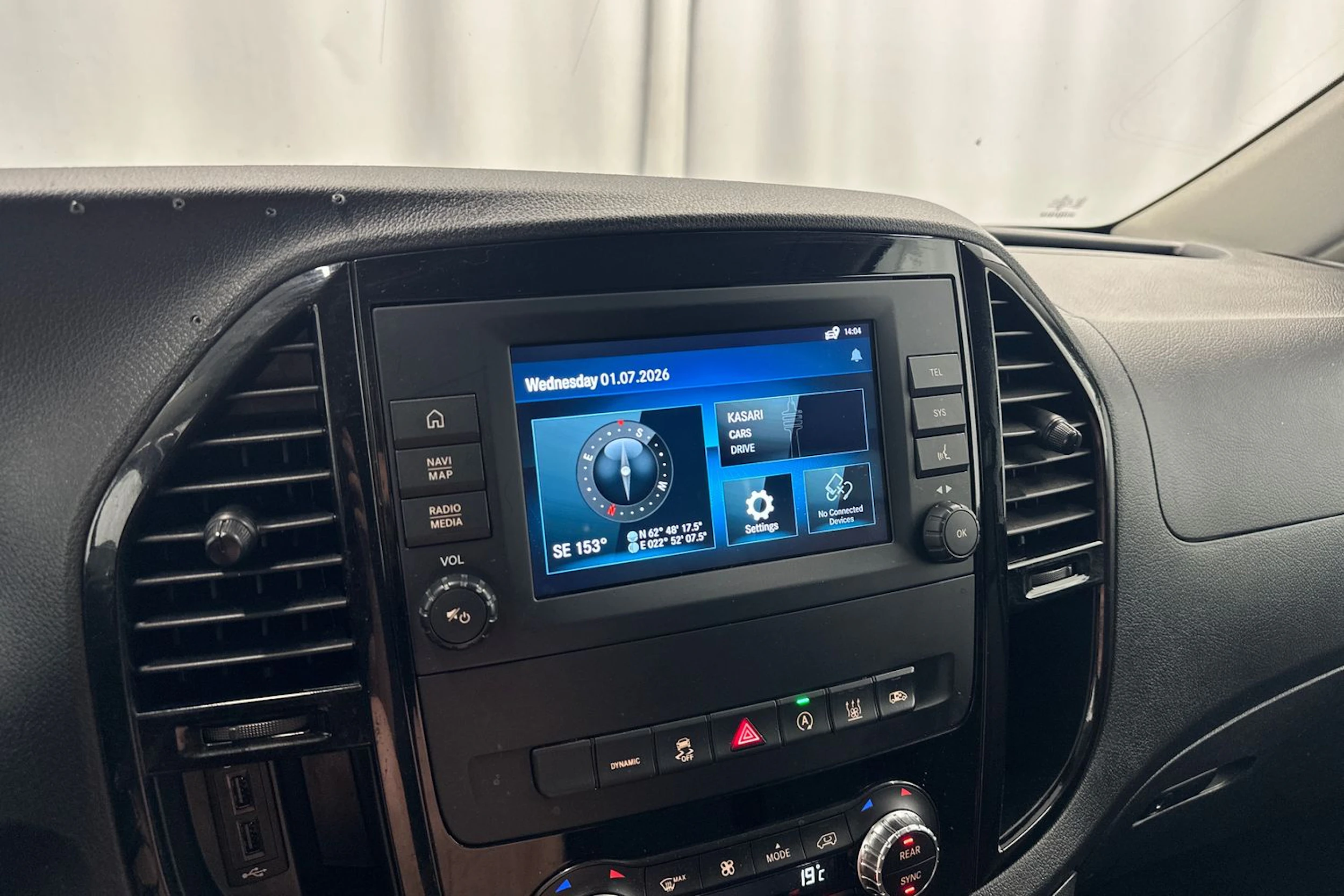 musta Mercedes-Benz Vito 2023 kuva 19.