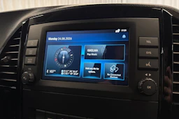 harmaa Mercedes-Benz Vito 2024 kuva 18.