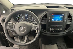 musta Mercedes-Benz Vito 2024 kuva 9.