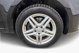 musta Mercedes-Benz Vito 2024 kuva 12.