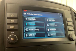 musta Mercedes-Benz Vito 2024 kuva 20.