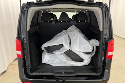 musta Mercedes-Benz Vito 2024 kuva 26.