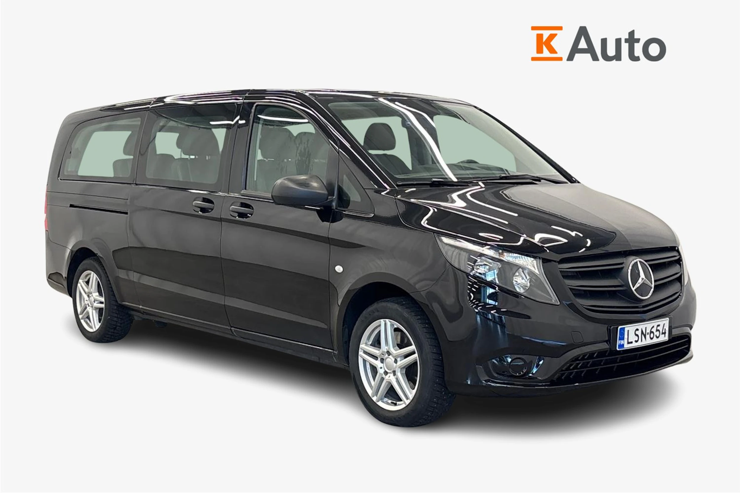 musta Mercedes-Benz Vito 2024 kuva 1.