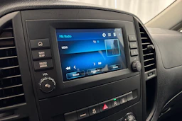musta Mercedes-Benz Vito 2024 kuva 16.