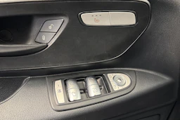 musta Mercedes-Benz Vito 2024 kuva 21.