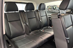 musta Mercedes-Benz Vito 2024 kuva 25.