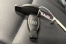 musta Mercedes-Benz Vito 2024 kuva 19.