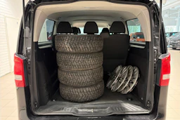 musta Mercedes-Benz Vito 2024 kuva 23.