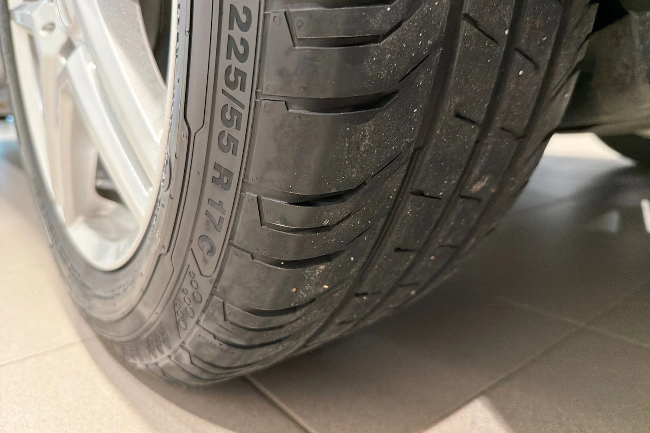 musta Mercedes-Benz Vito 2024 kuva 26.