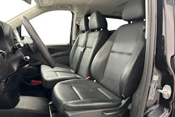 musta Mercedes-Benz Vito 2024 kuva 8.