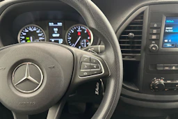 musta Mercedes-Benz Vito 2024 kuva 12.