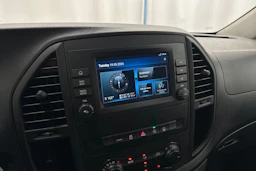 musta Mercedes-Benz Vito 2024 kuva 16.
