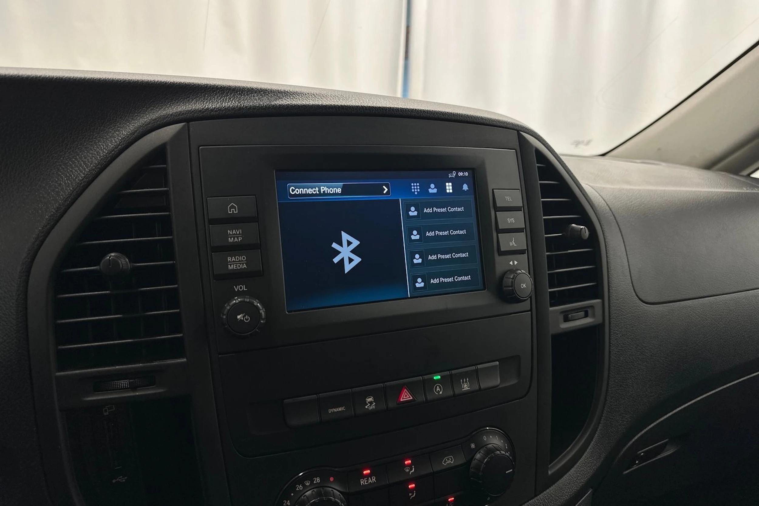 musta Mercedes-Benz Vito 2024 kuva 19.
