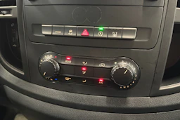 musta Mercedes-Benz Vito 2024 kuva 22.