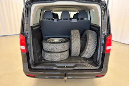 musta Mercedes-Benz Vito 2024 kuva 29.