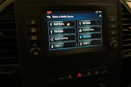 musta Mercedes-Benz Vito 2024 kuva 19.