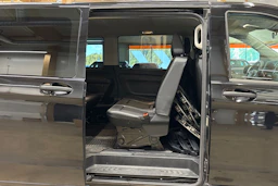 musta Mercedes-Benz Vito 2024 kuva 28.